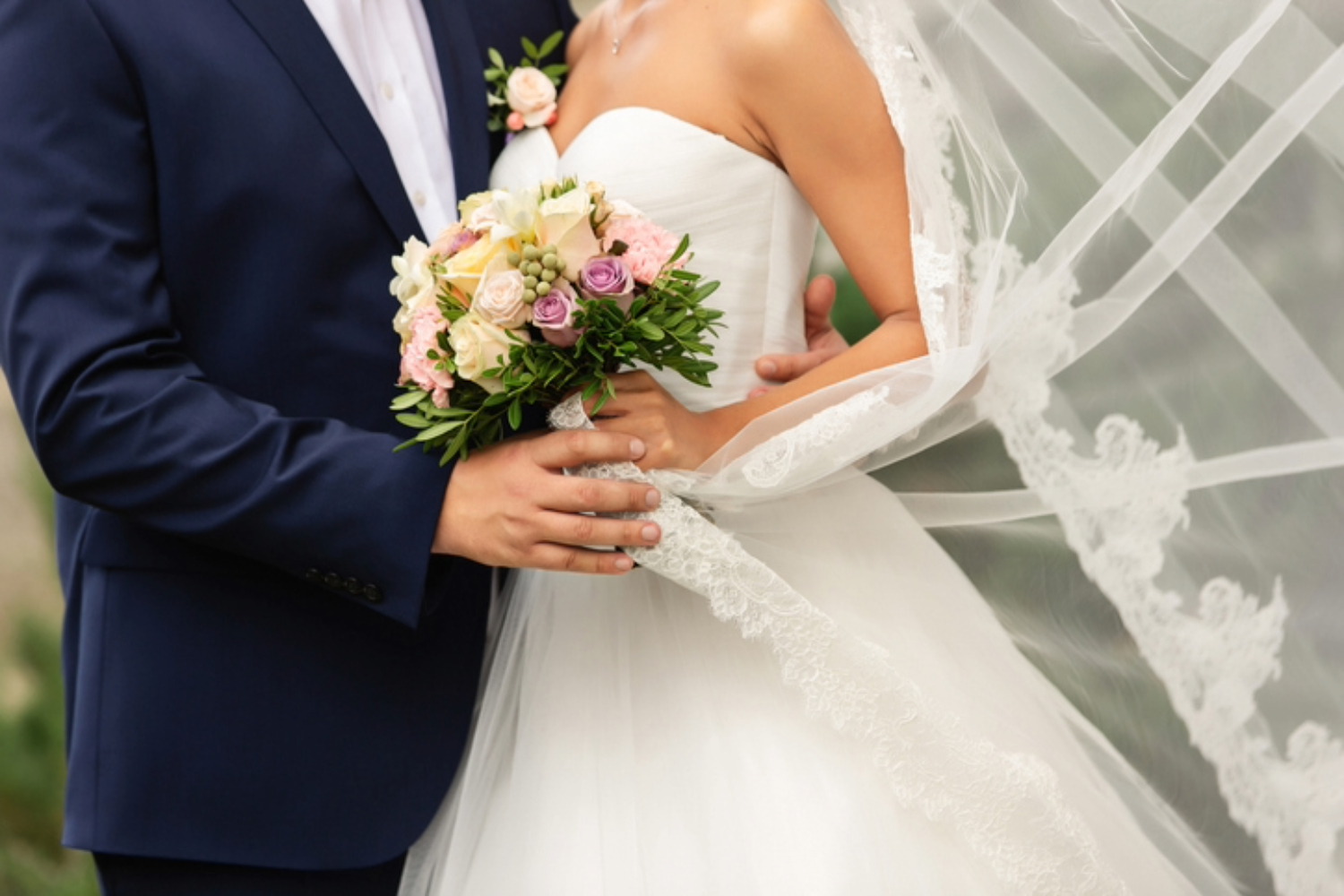 Evlilik Sürecinde Gelin ve Damat Tarafı Neler Alır?