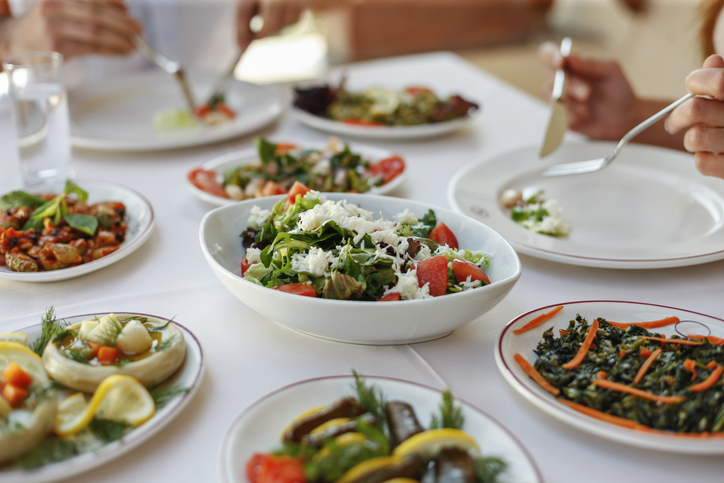 En Şik Yemek Takimlari