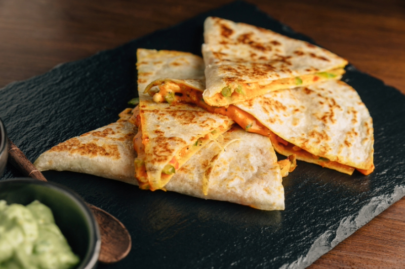 Tavuklu Quesadilla