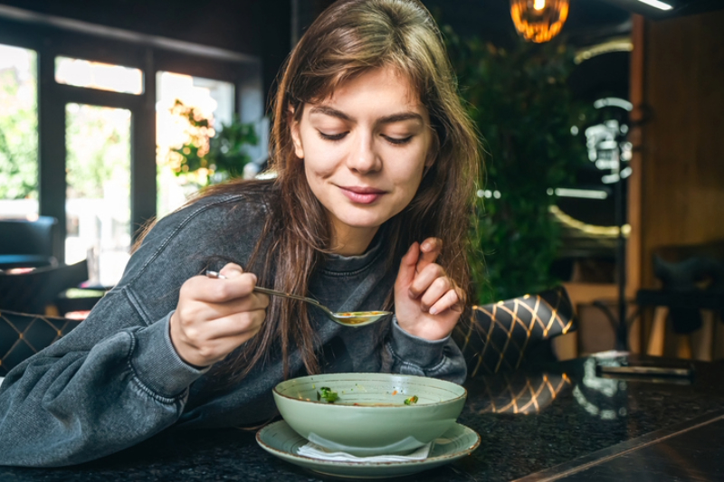 Günlük Yemek Takımı Nasıl Saklanmalı ve Temizlenmeli?